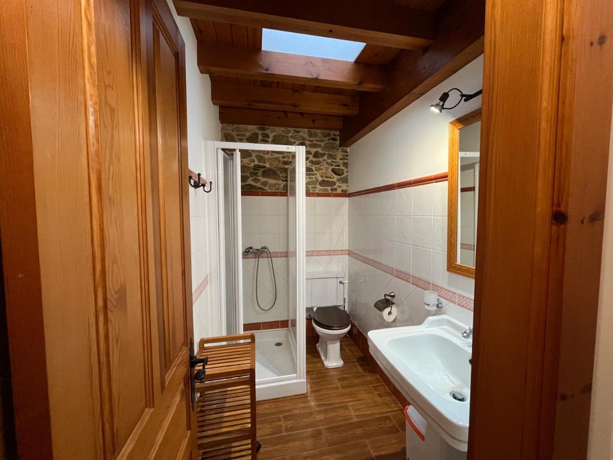 Casa Rural O Vilar Mera de arriba ภายนอก รูปภาพ